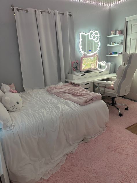 Hello Kitty Room Decor, Hello Kitty Room Aesthetic, Hello Kitty Rooms, Hello Kitty Bedroom, Sanrio Bedroom, Sanrio Room, Pinterest Room Decor, Preppy Room, Pink Room Decor