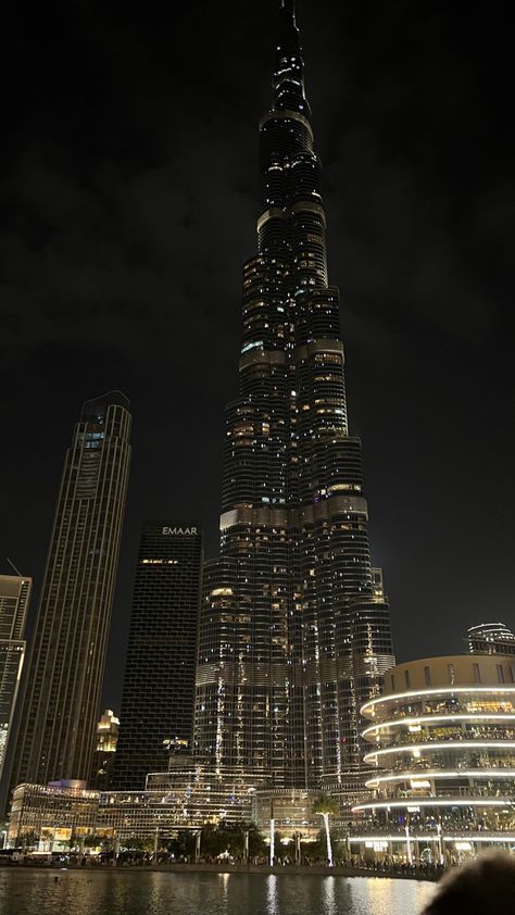Dubai, Destinations, York, Retro, Burj Khalifa, Dubai City, Dubai Aesthetic, Dubai Skyscraper, Uae