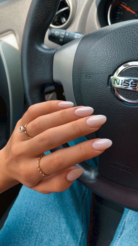 Manicures, Nude Nails, Acrylics, Classy Gel Nails, Classy Nails, Neutral Acrylic Nails, Chic Nails, Nail Inspo, Neutral Nails