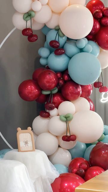 yeziballoons on Instagram: "Do you like cherries made from balloons? If so, please say "yes". Flip down on my homepage and you will see a tutorial on cherries#balloon#online course" Balayage, Birthday Parties, Instagram, Decoration, Bebe, Pesta Ulang Tahun, Birthday Balloons, Birthday Theme, Deko