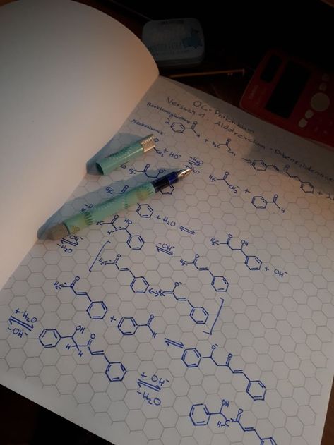 This Hexagonal Graph Paper For Organic Chemistry Biology, Motivation, Kata-kata, Papier, Creative, Idées De Photo Instagram, School, Notes, Graphing