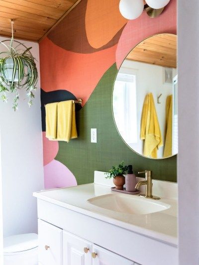 Home Décor, Design, Interior, Wall Mural, Bathroom Wall Mural, Bathroom Mural, Small Mural Ideas, Funky Bathroom, Mural Design