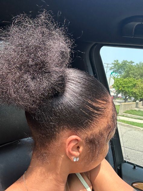 Natural Styles, Protective Hairstyles Braids, Natural Hair Ponytail, Natural Hair Puff, Natural Curls Hairstyles, Quick Natural Hair Styles, Natural Hair Buns, Natural Hair Styles For Black Women, Hair Ponytail Styles
