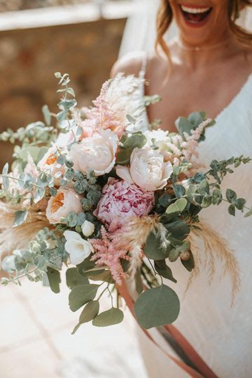 Flowers should be a staple at every wedding. They are beautiful and can add a lot of personality to any wedding. What most people don’t realize is that flowers actually carry a lot of symbolism. Here is a list of flowers and their traditional meanings! Floral, Blush Peony Bouquet, Blush Pink Bouquets, Peony Bouquet Wedding, Blush Peonies, Peony Wedding, Peonies Bouquet, Blush Bouquet, Flower Bouquet Wedding