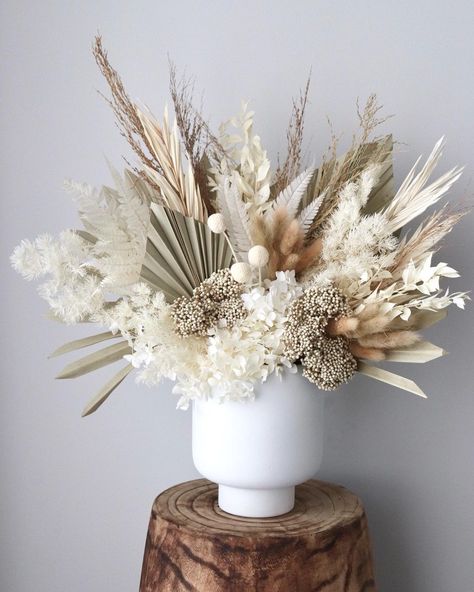 Inspiration, Floral, Dried Floral Decor, Dried Flowers, Dried Floral, Flower Vases, Flower Vase Arrangements, Floral Decor, Dry Flowers