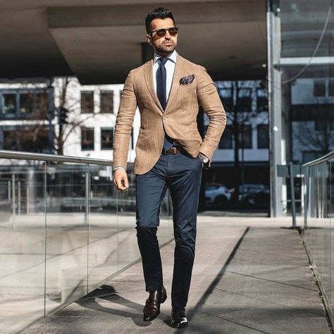 How To Mix Pants & Jackets The RIGHT Way – MANNER Stylish Men, Casual, Men Casual, Blazer Outfits Men, Men Style Tips, Big Men Fashion, Mens Outfits, Moda Hombre, Tan Suit Jacket