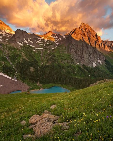 These AMAZING 51 places are the most beautiful places in Colorado! If you're looking for things to do in Colorado, ideas for a Colorado road trip, or just bucket-list Colorado travel destinations, look no further! These spots span from Denver and Colorado Springs to Boulder and Aspen, and everything in between! From Colorado waterfalls and lakes to mountains and national parks, find it all here! This Colorado guide covers the best photography spots! #colorado #travel #america #bucketlist Nature, Denver, Colorado, The Great Outdoors, Rocky Mountains, Colorado Mountains, Colorado Usa, Road Trip To Colorado, Colorado Travel