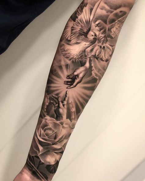 DARIO CASTILLO on Instagram: “La creación . @lamanuelatattoo  @kurosumitattooink   _________________________ #ink #tattoorealistic #rosetattoo” Arm Tattoos, Tattoos, Full Arm Tattoos, Full Sleeve Tattoos, Forearm Tattoo Men, Tatuajes, Tattoo Designs Men, Arm Tattoo, Tattoo Sleeve Men