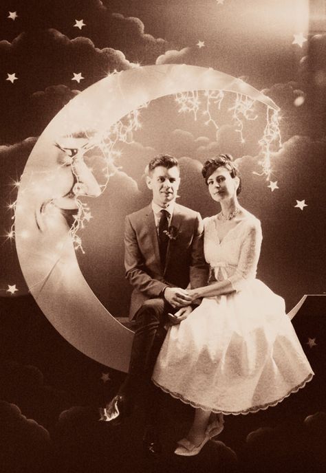 Vintage moon photo backdrop Backdrops, Vintage, Retro, Dream Wedding, Vintage Moon, Paper Moon, Bodas, Hochzeit, Vintage Wedding