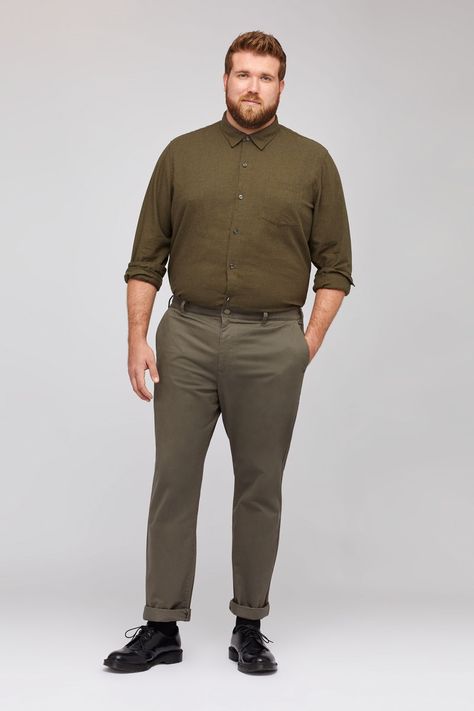 Do you remember that earlier this year Bonobos launched extended sizes up to 4XL and size 54? Well, we created a list of the perfect holiday gift ideas for your Big & Tall Man, that you can get from Bonobos, quick fast and in a hurry!   TCF Gift Guide: Holiday Gift Giving For Your Big & Tall Man with Bonobos! https://thecurvyfashionista.com/big-tall-man-bonobos-gift-guide/  #bigandtall #giftguide Men Casual, Men's Fashion, Business Casual Attire, Mens Plus Size, Mens Casual Outfits, Men Plus Size, Mens Outfits, Mens Fashion, Outfits For Big Men