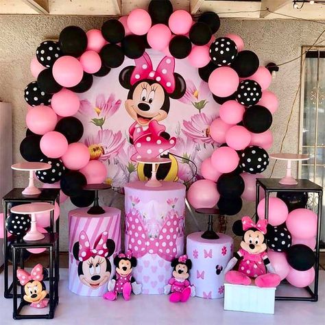 Free Printable Minnie Mouse Baby Shower Games Minnie Mouse Party, Disney, Minnie Party, Minnie Mouse Theme Party, Minnie Mouse Party Decorations, Minnie Mouse Birthday Party, Minnie Birthday Party, Minnie Mouse Birthday Theme, Minnie Mouse Birthday