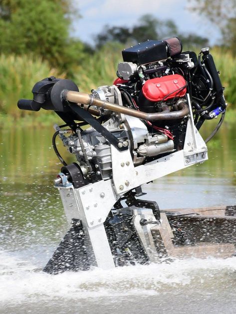 Rogue Propulsion surface drive boat with a Motus V4 Power Boats, Electric Boat Engine, Electric Boat Motor, Engine Swap, Electric Boat, Gas Powered Rc Cars, Outboard Motors, Speed Boats, Boat Engine