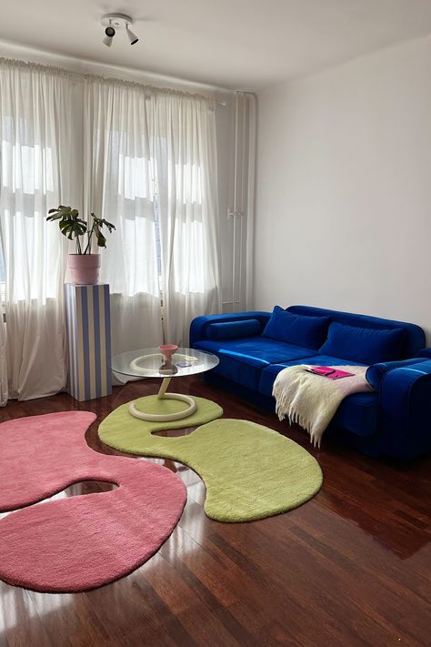 Tour the founders of Don&Dandy’s two-bedroom Berlin apartment that has funky vibes and pastel colors throughout. Home Décor, Vintage, Design, Minimalist Bedroom, Bedroom Vintage, Interior, Funky Living Rooms, Room Decor, Funky Bedroom