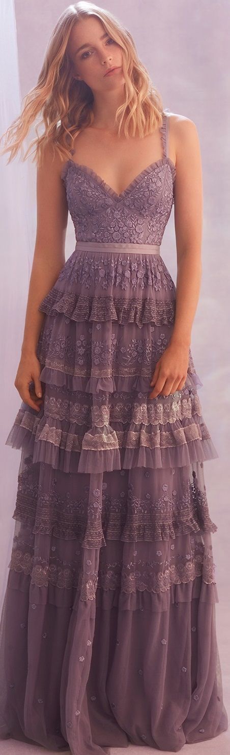 Needle and Thread Spring 2018 gown embroidery work beautiful romantic dress lilac purple PINTEREST: @eva_darling Prom, Evening Gowns, Haute Couture, Evening Dresses, Fancy Dresses, Gorgeous Dresses, Nice Dresses, Beautiful Dresses, Long Dress