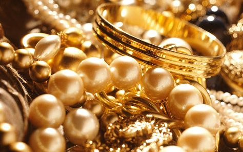 Pearls and Gold ~ Bijoux, Metallica, Husband, Heart Attack, I Love Gold, Touch Of Gold, Thanksgiving Holiday, All That Glitters Is Gold, Abba