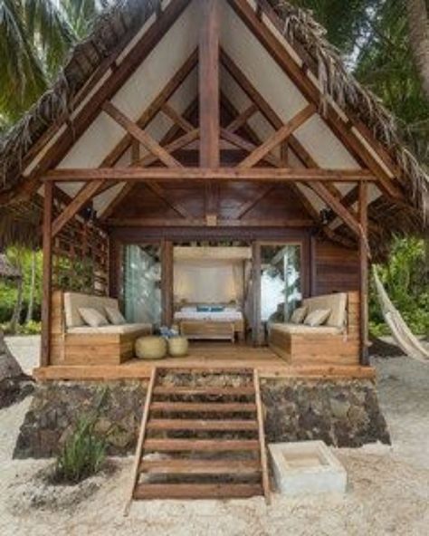 House Design, Tiny House Cabin, Hut House, Bungalow, Casa De Campo, Small Cabin Ideas, Bamboo House Design, Tropical House Design, Bamboo House