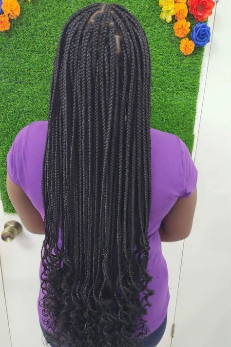 20 Box Braids Hairstyles with Curly Ends to Slay Box Braids, Protective Styles, Nike, Braided Hairstyles, Ideas, Posters, Inspiration, Small Box Braids Hairstyles, Big Box Braids Hairstyles