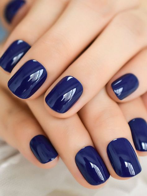 2024's Top 20 Blue Nail Trends: Classic to Edgy Styles for Every Occasion Polish