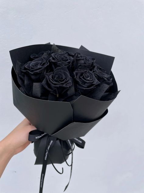 Black Flowers Bouquet, Black Bouquet, Flowers Bouquet Gift, Black Rose Bouquet, Beautiful Bouquet Of Flowers, Flowers Bouquet, Man Bouquet, Rose Bouquet, Flower Bouquet Wedding