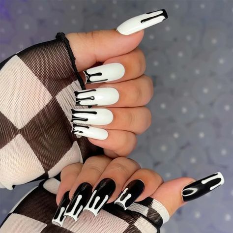 How to Do a Drip Effect on Nails? – Lavis Dip Systems Inc Nail Art Designs, Acrylic Nail Designs, Drip Nails, Black Nail Designs, White Glitter Nails, Black And White Nail Designs, Trendy Nails, White Nail Designs, Crazy Nail Art