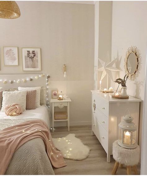 #rosegold #pink #girly #girlydecor #hygge #bedroom Bedroom, Home Décor, Pink Bedrooms, Decoracion De Interiores, Room Decor Bedroom, Room Ideas Bedroom, Bedroom Inspirations, Camas, Pink Bedroom Decor