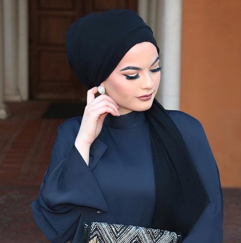 How To Wear Hijab Style Step By Step In 28 Different Ways Muslim, Hijab Tutorial, Hijab Dress, How To Wear Hijab, Hijab, Latest Fashion For Women, Muslim Women, Hijab Chic, Printed Maxi Dress