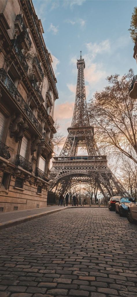 Eiffel Tower under blue sky during daytime #france #paris | Fotos de paisagem, Fotografia de paisagem, Fotos Samurai, Resim, Fotografie, Ilustrasi, Paris Pictures, Paisajes, Paris Wallpaper, Paris Background, Paris Wallpaper Iphone