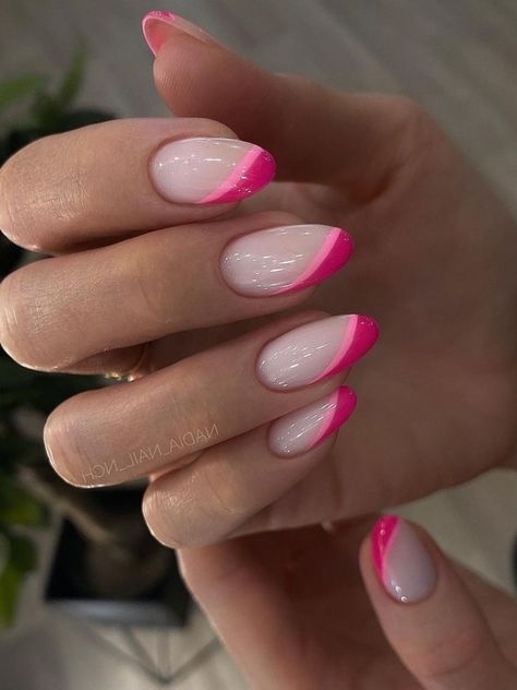 Pink French Tip Nails: 45+ Stylish Designs and Ideas Nail Designs, French Tip Nails, Pink French Manicure, Pink Tip Nails, Pink Manicure, Nail Tips, Round Nails, Nails Inspiration, Trendy Nails