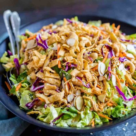 30 Healthy Meals to Make in a Hotel Room While You Travel Dressing, Restaurant Recipes, Healthy Recipes, Salads, Salad Recipes, Salad Recipes For Dinner, Salad Dressing Recipes, Asian Salad Dressing, Asian Salad Recipe