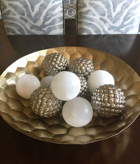 Selenite balls brass bowl Ideas, Fresh, Home Décor, Interior, Decorative Spheres, Decorative Bowl Filler Ideas Modern, Metal Bowl Decor, Glass Bowl Decor, Large Glass Bowl
