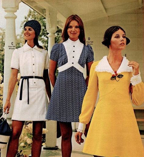 Ready for a retro party? See 50+ of the cutest vintage mini dresses  miniskirts from the '60s  '70s, at Click Americana - #vintagefashion #retro #minidress #60s #vintageclothing #retrostyle #70s #seventies #sixties #miniskirts #70sparty #60sdress #fashion #clickamericana Vintage, Vintage Mini Dresses, Retro Dress, 70s Dress, 60s And 70s Fashion, Vintage Outfits Dress, 60s Dress, 60s Dresses, Vintage Outfits