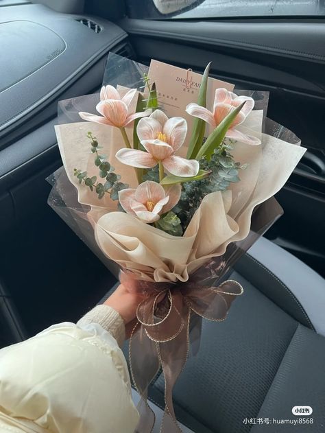 Luxury flower bouquets