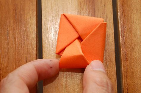 How to Fold Paper Into a Secret Note Square: 10 steps Paper Crafts, Nice, Ideas, Crafts, Paper Folding, Origami, Paper Folding Crafts, How To Make Paper, Origami Paper