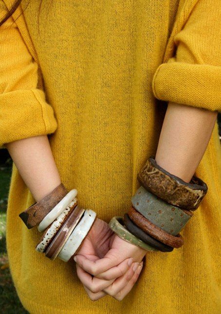 . Ethno Style, Wooden Bangle, Ceramic Jewelry, Brown Dress, Mellow Yellow, Mode Style, Arm Candy, Jewelry Inspiration, Style Me