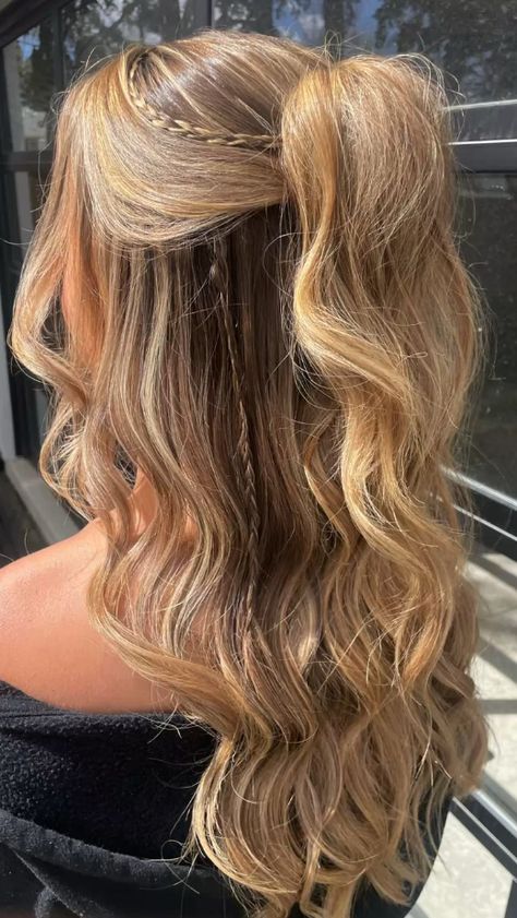 Hoco Hairstyles – Tiny Little Braid In A Voluminous Half Up Trendy Hairstyle Cute Simple Styl3 - davidreed.co Long Hair Styles, Prom Hair, Hair Styles, Short Hair Styles, Haar, Blond, Debs Hairstyles, Peinados, Capelli