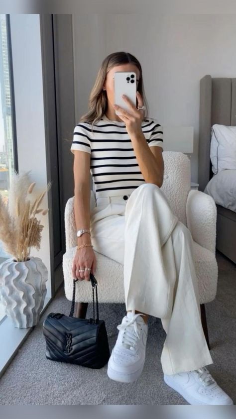Business casual outfits 
 • Women’s style
 • Business professional 
 • In office 
 • fashion 2023 Casual Chic, Workwear, Casual, College Outfits, Office Looks, Workwear Women, Smart Trousers, Smart Casual Work Outfit, Smart Casual Work Outfit Women