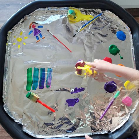 Painting Tuff Tray Ideas for Toddlers and Preschoolers : Fun and Easy Activities - Ideas, Toddler, Kinder, Fun, Knutselen, Kindergarten, Messy Play, Can, Primavera
