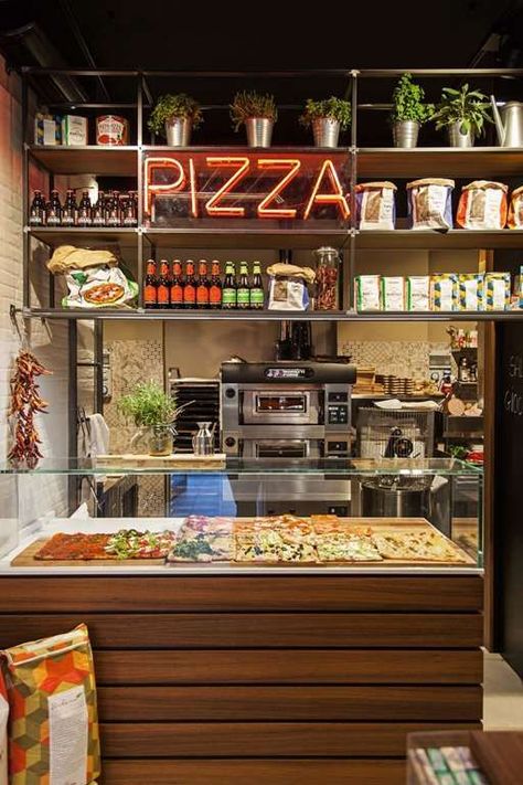 Centralino is a bar located in the center of Pesaro. It is divided into several zones: cafeteria and pizzeria area with open cooking Pizzeria Design, Pizza Store, Pizza Restaurant, Pizza Display, Cafe Restaurant, Pizza Branding, Cafe Shop Design, Pizza Place, Restaurant Decor