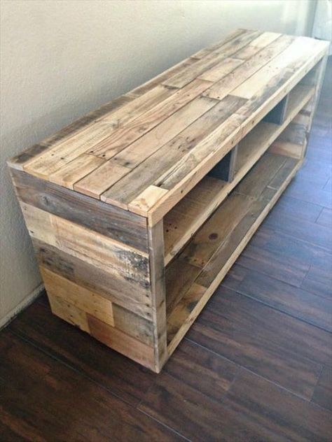 Wood Pallet Furniture, Wooden Pallet Projects, Wooden Pallet Furniture, Diy Wood Pallet Projects, Diy Pallet Furniture, Wood Pallet Projects, Pallet Tv Stand, Woodworking Projects Furniture, Pallet Sofa