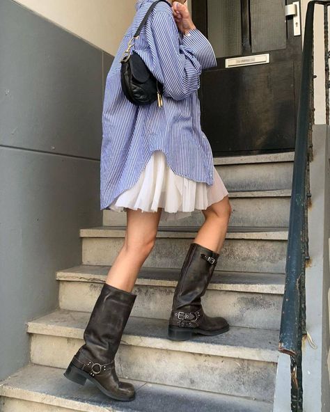 We've Found the Best Biker Boots From Miu Miu to H&M | Who What Wear UK Casual, Womens Fashion, Biker Boots, Biker Boots Outfit, Moto Boots Outfit, Boots Outfit, Trending Boots, Street Style, Outfit Inspo