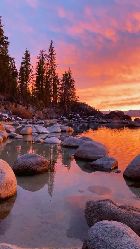 glennleerobinson on Instagram: The most AMAZING sunset I’ve ever seen at Lake Tahoe 🔥🙌 #laketahoe #beautifuldestinations #sunset #earthfocus #travel Nature, Winter Sunset, Pretty Places, Sunset, Pink Sunset, Beautiful Destinations, Sunset Nature, Sunset Wallpaper, Landscape