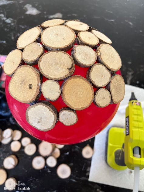 Looking for a creative way to use craft wood slices? Try this cute DIY vase idea with step by step instructions for the perfect organic home decor accessory!
