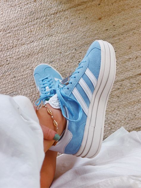 Trainers, Nike, Slippers, Adidas Gazelle Outfit, Addidas Shoes, Addidas Shoes Women, Adidas Shoes Women, Adidas Shoes, New Balance Shoes