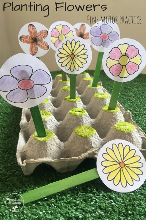 Planting Flowers Fine Motor Practice and more! (Free printable) #teach Montessori, Play, Pre K, Spring Crafts, Plant Activities, Preschool Garden, Flower Activities For Kids, Garden Activities, Spring Time Activities