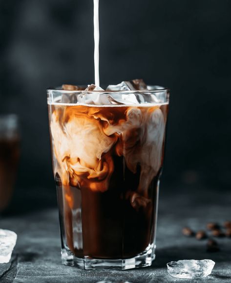 Homemade Cold Brew Coffee Recipe (Low Calorie and Easy) Iced Coffee, Coffee Recipes, Design, Coffee, Coffee Brewing, Coffee Beans, Cold Brew Coffee, Making Cold Brew Coffee, Coffee Ingredients