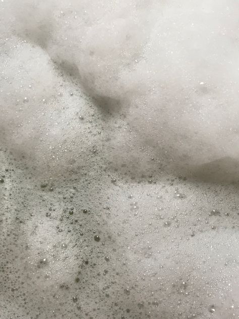 Bubble Bath Wallpaper, Morning Bath Aesthetic, Bathtub Bubbles Aesthetic, Bath Bubbles Aesthetic, Soap Bubbles Aesthetic, Aesthetic Bubbles, Bubble Aesthetic, Bubbles Aesthetic, Bubble Bath Aesthetic