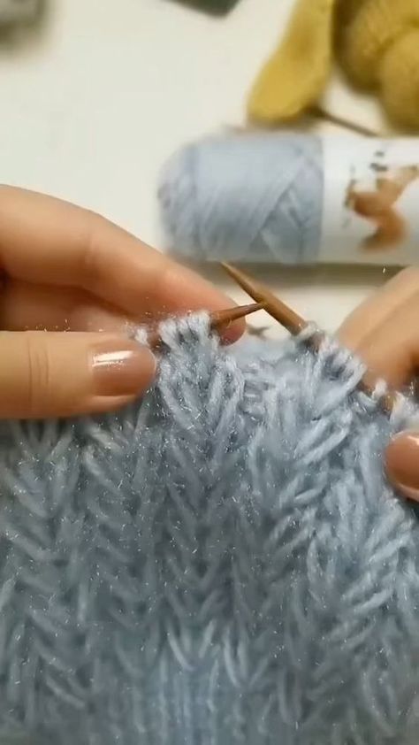 Knitting, Knitting Videos, Easy Knitting, Knitting Basics, Stricken, Beginner Knitting Patterns, Knitting Techniques, Knitting Stiches, Knit Crochet