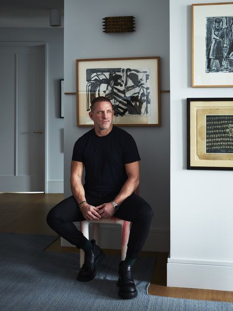 Robert Stilin, Interior Design in the Know, on his New Home in Red Hook Male Living Room Ideas, Men’s Apartment Decor, Male Living Room, Robert Stilin, Masculine Decor Apartment, Masculine Apartment, Masculine Interior Design, Saint Laurent Store, Masculine Interior