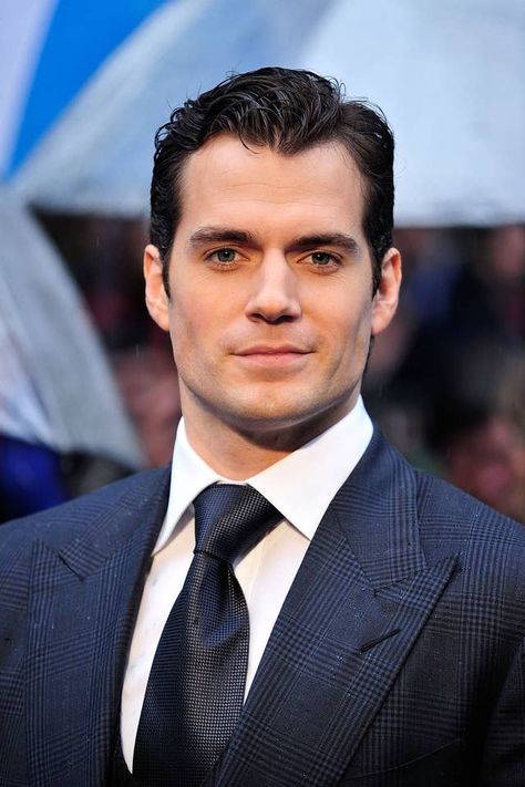 19 Times Henry Cavill's Jawline Was Out Of Control Henry Cavill, Hollywood Star, Handsome, Handsome Men, Man, Guys, Handsome Actors, Most Handsome Actors