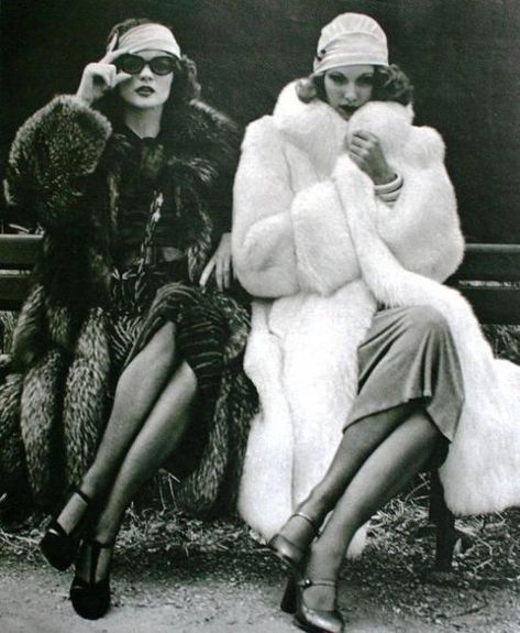 Marie Claire Magazine Paris 1974  #vintage #vintagestyle #vintagefur #realfur #vintagefurstyle #vintagefashion #vintageoutfits 20s Fashion, Fashion, Vintage Fashion, Coat, Fur Fashion, Outfit, Women, Style, 20s Aesthetic